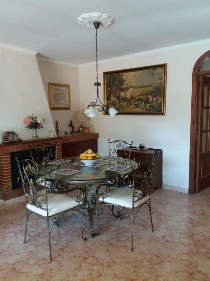 Villa De La Rosa Málaga Exterior foto